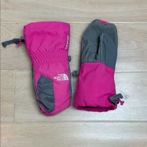 The North Face Kids' Pink and Gray Mittens | Hyvent | Girls Size Small